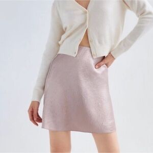 ARITZIA • Babaton Satin Slip Mini Skirt